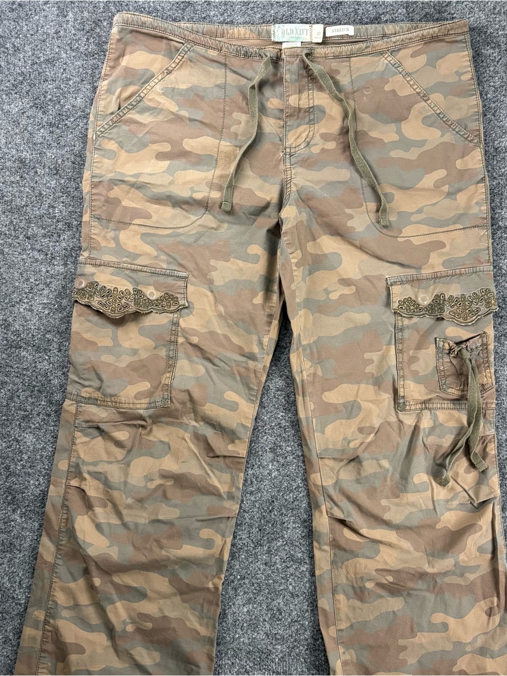 Y2K 2007 Women’s Camo Cargo Pants with Drawstring Waist